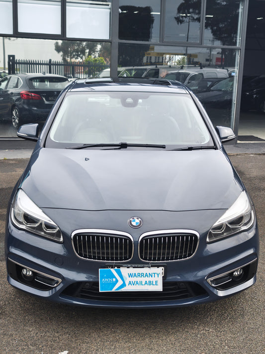 2015 BMW 220i