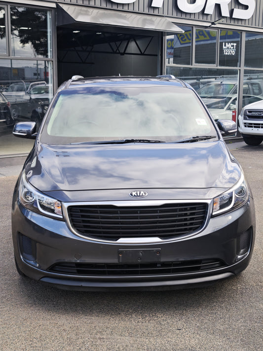 2017 Kia Carnival