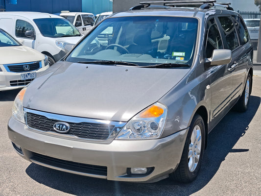 2010 Kia Grand Carnival