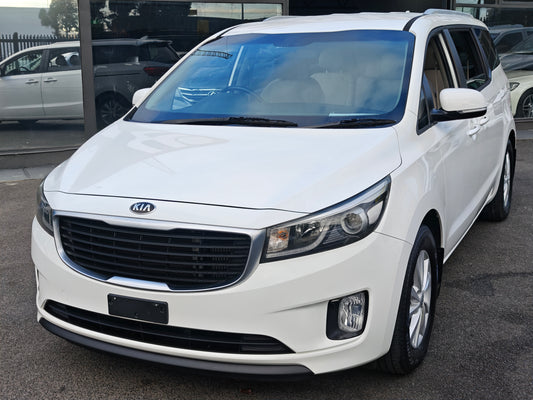 2015 Kia Carnival